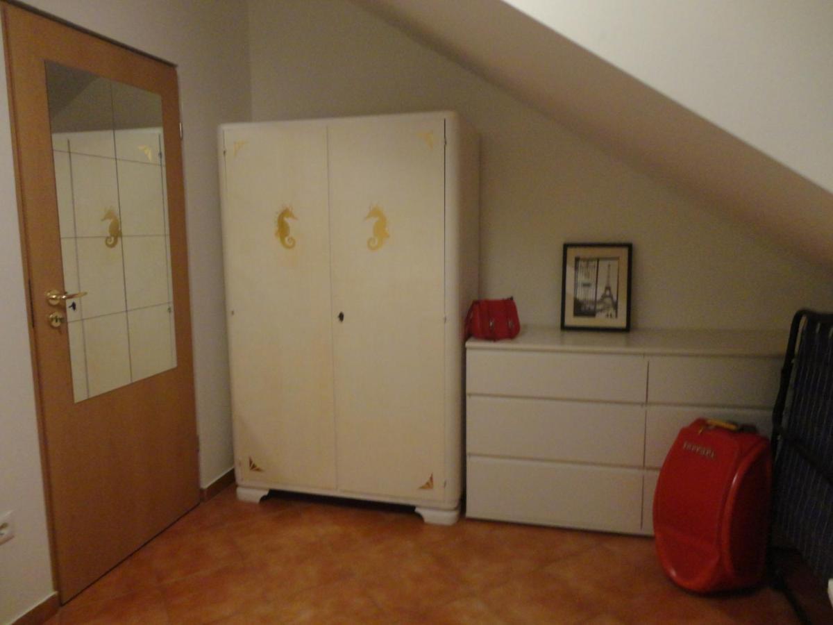 Apartment Gliha Jelsa  Ngoại thất bức ảnh