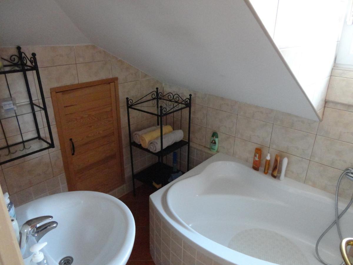 Apartment Gliha Jelsa  Ngoại thất bức ảnh